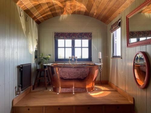 Beaminster House | Novelist Shepherd's hut
