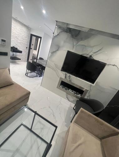 Hay Al Matar Apartment | Novo Appartement, Wifi, Klima, Parking all inkl