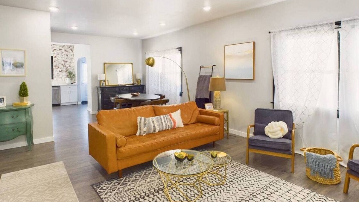 Albany House | Now with AC right in downtown PNW Albany!