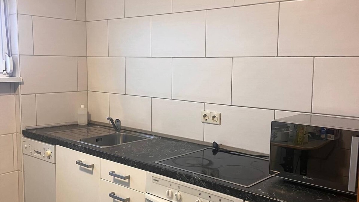 Nord-Holland Apartment | NR 3 Apartment on the upper floor 3 ZKB for companies/families