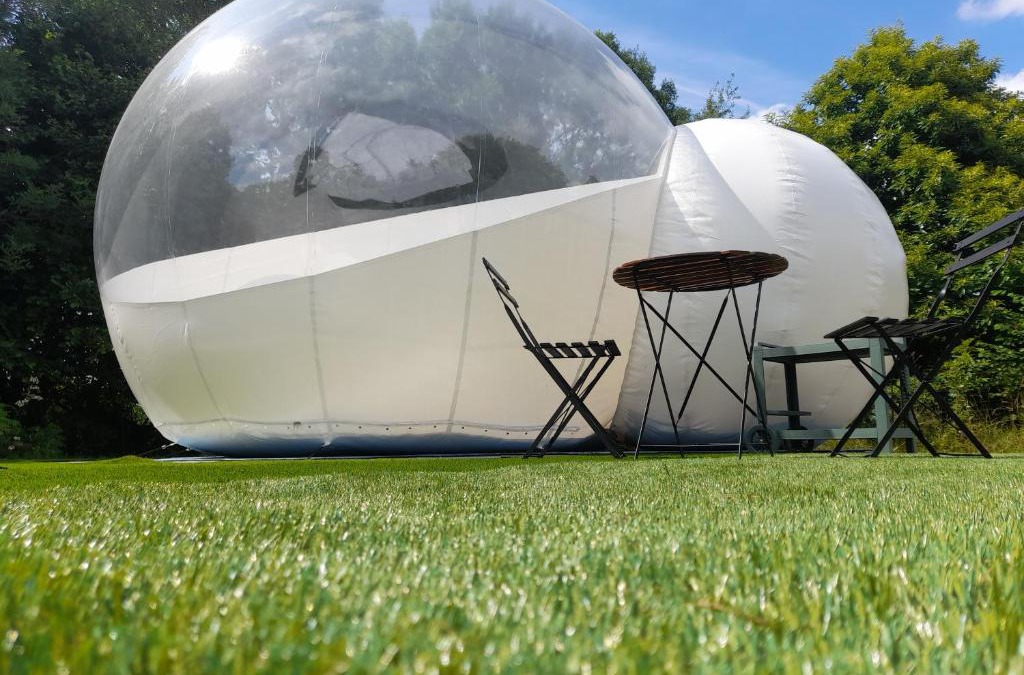 Saint-Jean-d'Elle Other | Nuit insolite dans une bulle avec jacuzzi privatif
