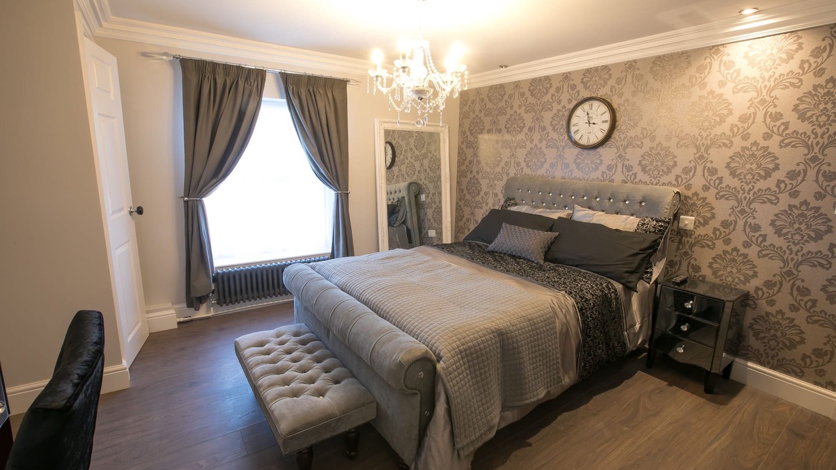 Wymondham Apartment | Number 10 The Abbey Oxburgh Hall Apartment
