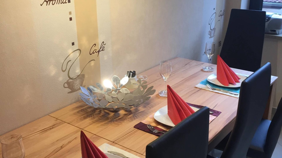 Rosstal Apartment | Nuremberg in 18 m. Exclusive, Coffee, Wifi, Group up to 4 p./Playmobil