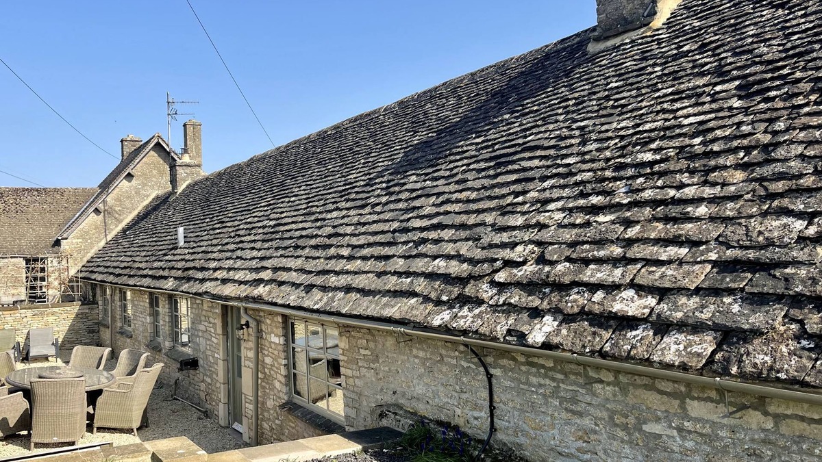 Duntisbourne Abbots Apartment | Nutbeam Cottage: Rustic Charm Meets Modern Luxury in the Cotswolds