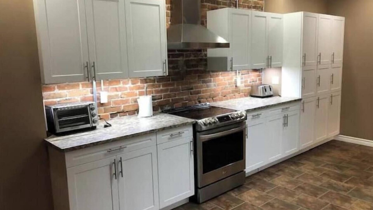North Bay Apartment | NYC LOFT,Spacious, Modern, Downtown