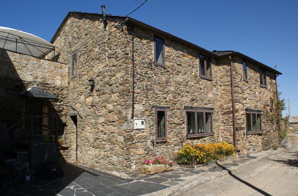 Castrelo do Val Apartment | O Bolaño Apt 2