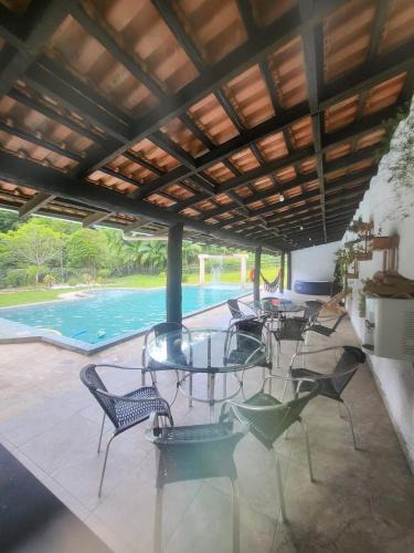 Presidente Nereu House | O Vale do Colibri