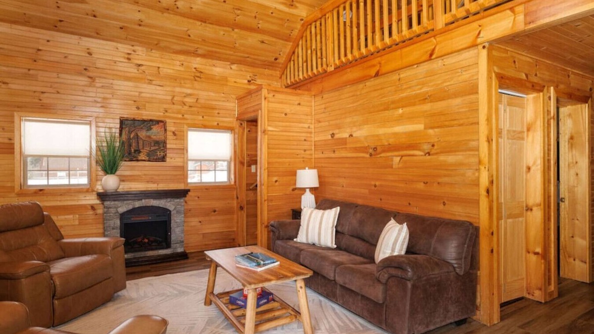 Bethlehem Cabin | Oak Premier: Family Rustic Log Cabin