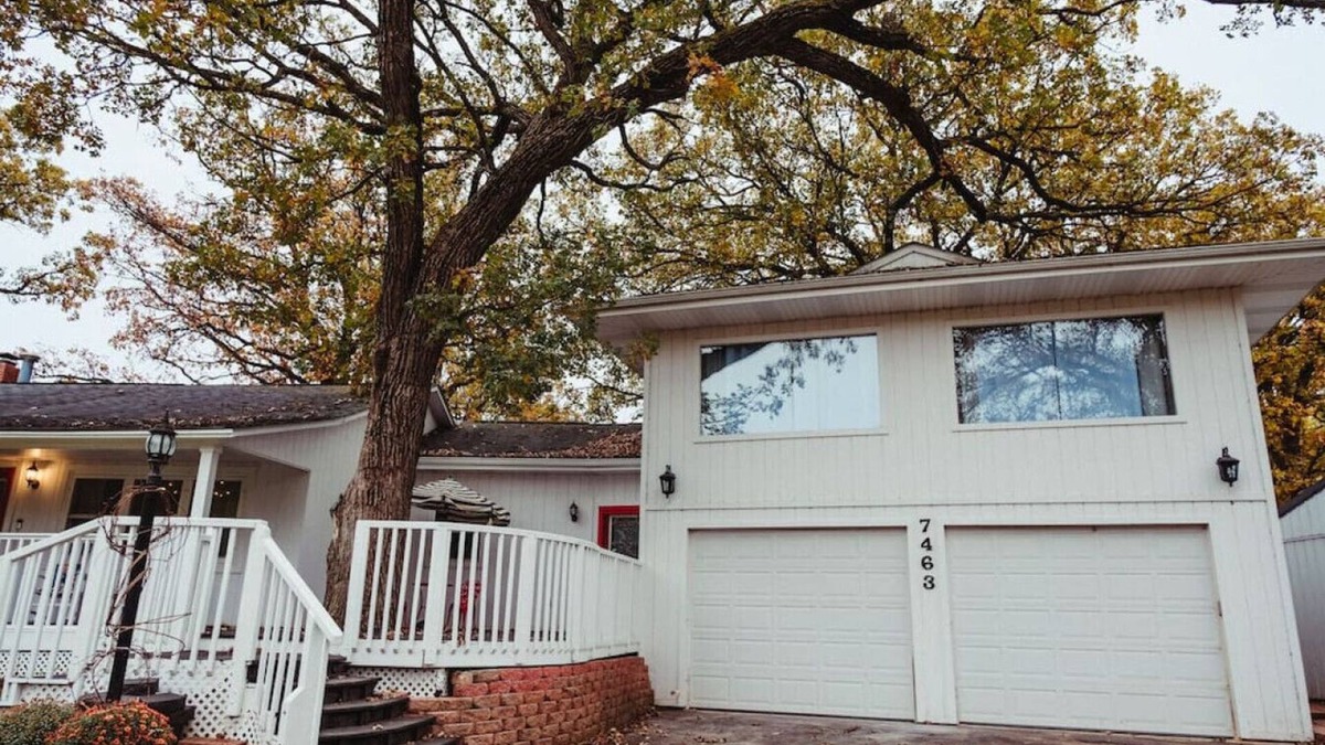Afton House | Oak View Game Room & Hiking Trails at Hidden Creek