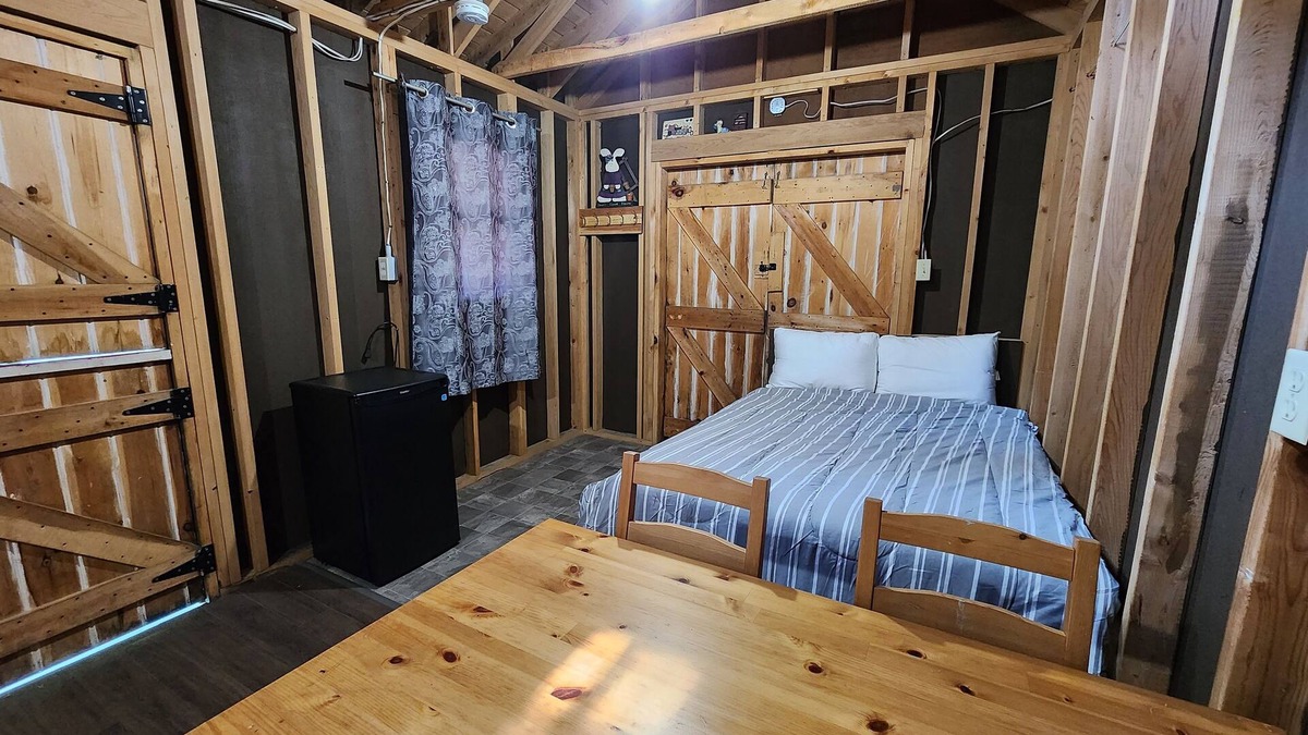 Lunenburg County Cabin | Oakhill Pines Campground