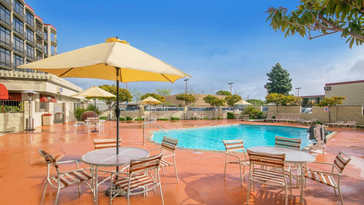 Oakland Hotel | Oakland Airport Executive Hotel