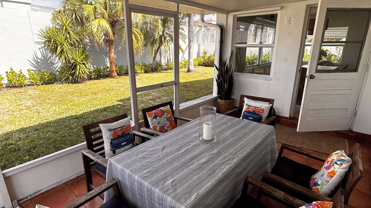 Vero Beach House | Oakmont Beach Bungalow