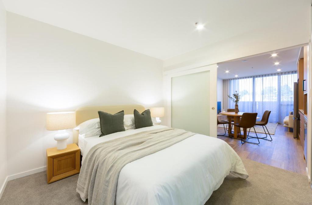 Phillip Apartment | Oaks Canopy - Boutique 1 & 2 BR Apartments