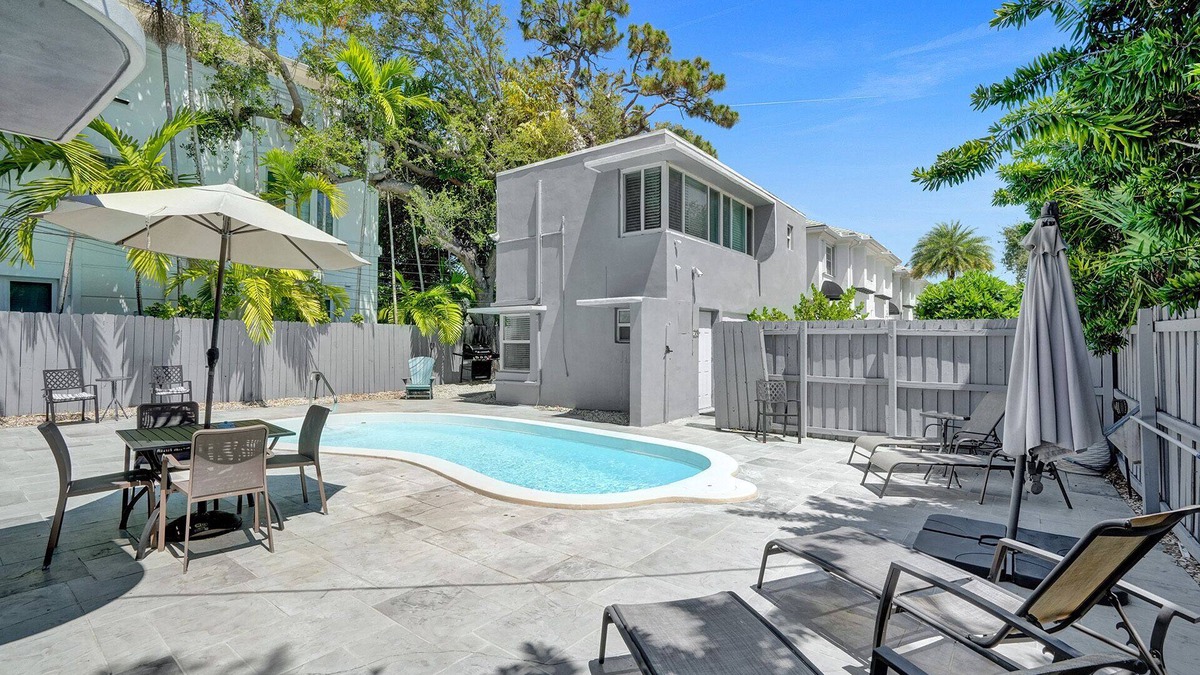 Colee Hammock Apartment | Oasis by Las Olas LUX get away