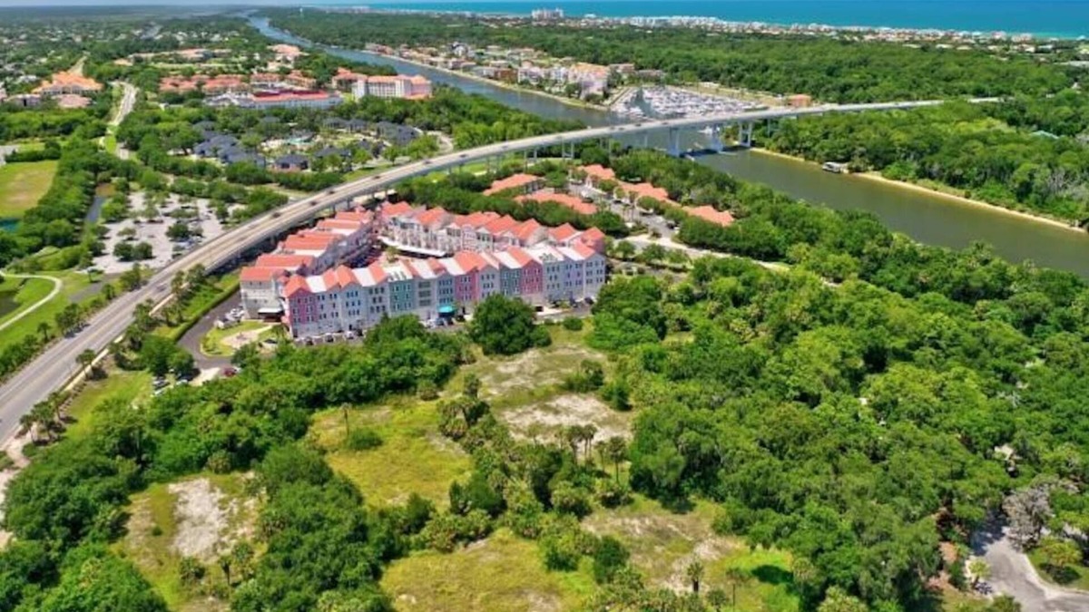 Palm Coast Condo | Oasis Cabana Duo Condo | European Village | Close To Beach