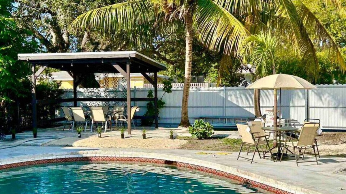 West Park House | OASIS close to Hard Rock Caffe & Hollywood Beaches