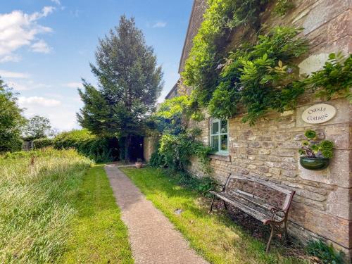 Broughton Gifford House | Oasis Cottage