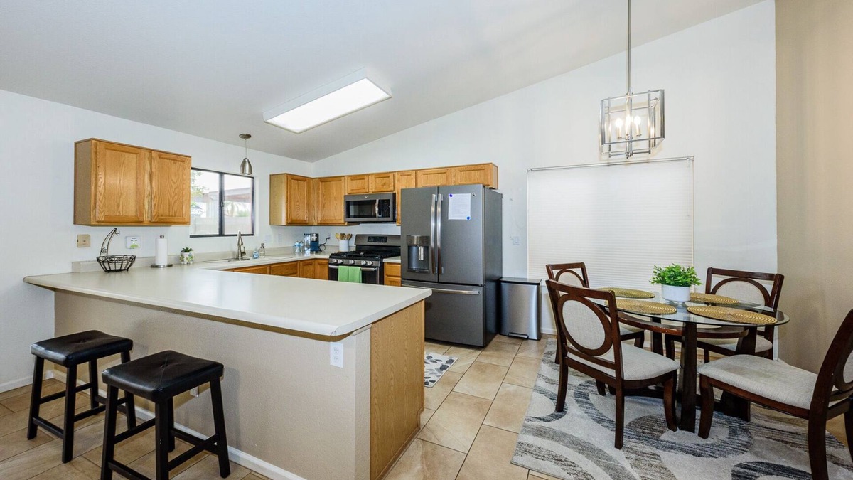 Rita Ranch House | Oasis de Saguaro 3-Bedroom home with pool
