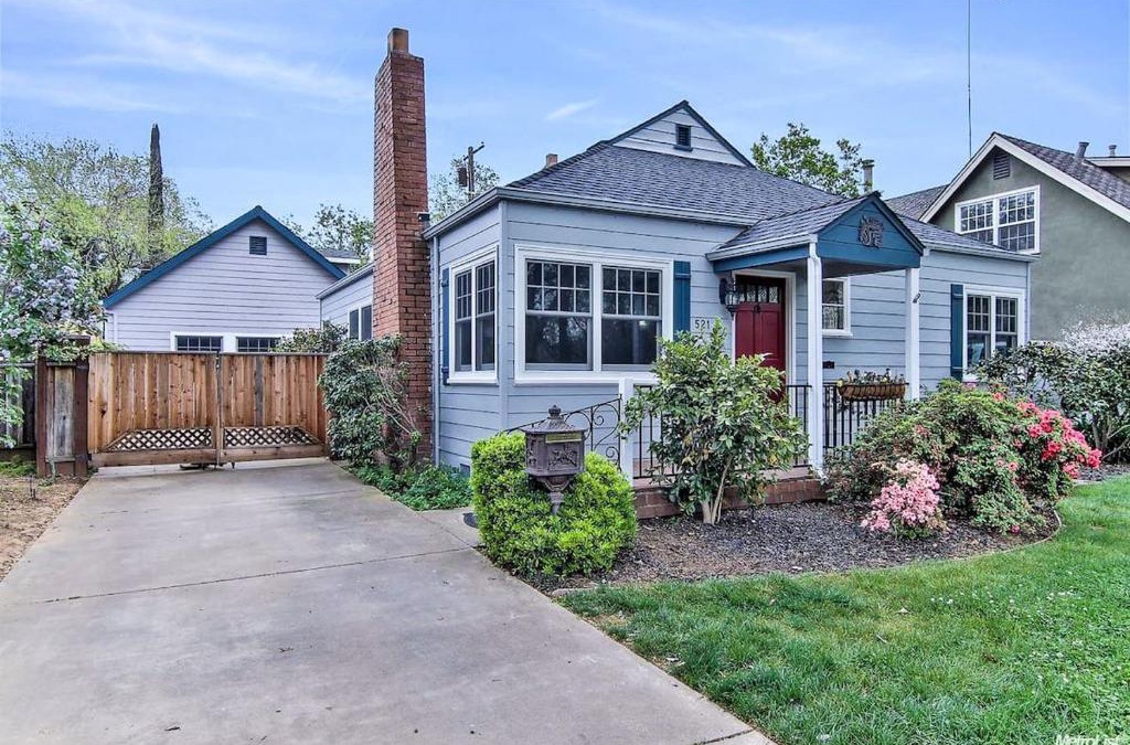 East Sacramento House | Oasis East Sac Charming Home with Saltwater Pool and Casita
