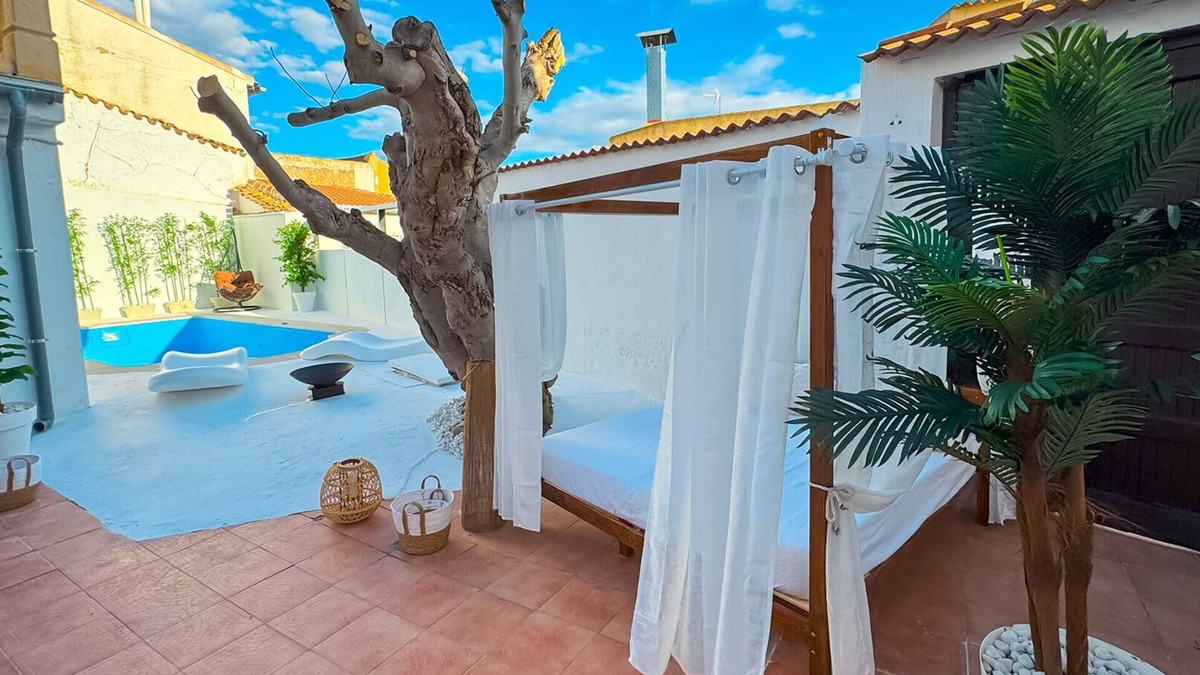 Alcala del Jucar House | OASIS HOUSE