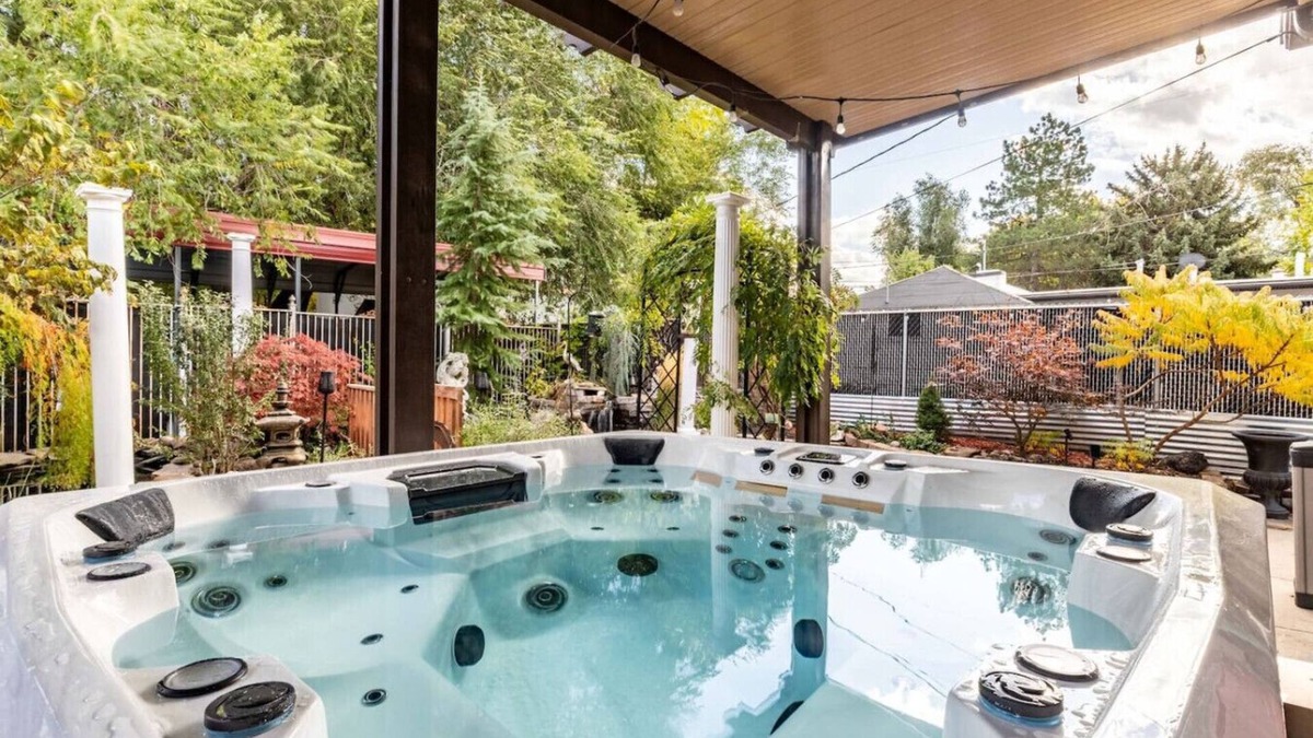 Downtown Salt Lake City Apartment | Oasis in the City - Hot tub, Pool table, Koi Pond!