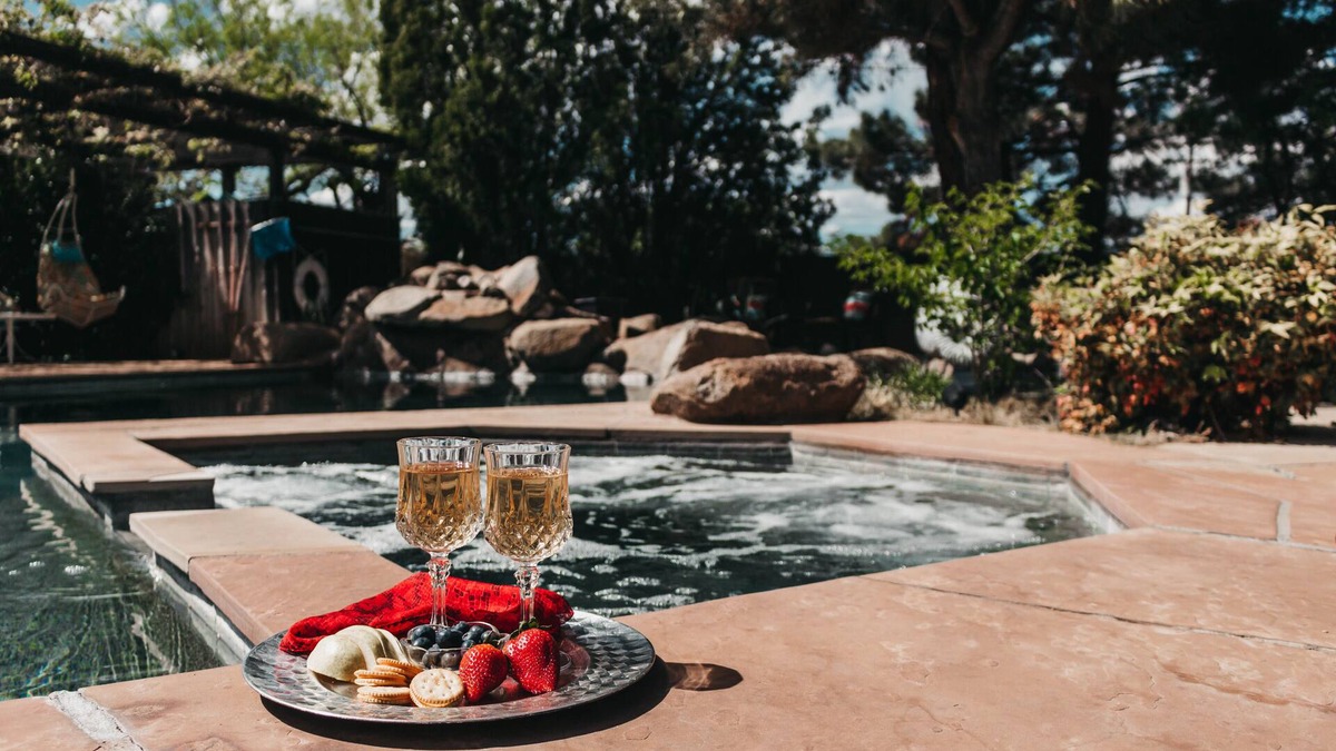 Sierra Vista House | Oasis in the Desert, 2-bed, pool/hot tub, BBQ, firepit, 6 minutes to Ft Huachuca
