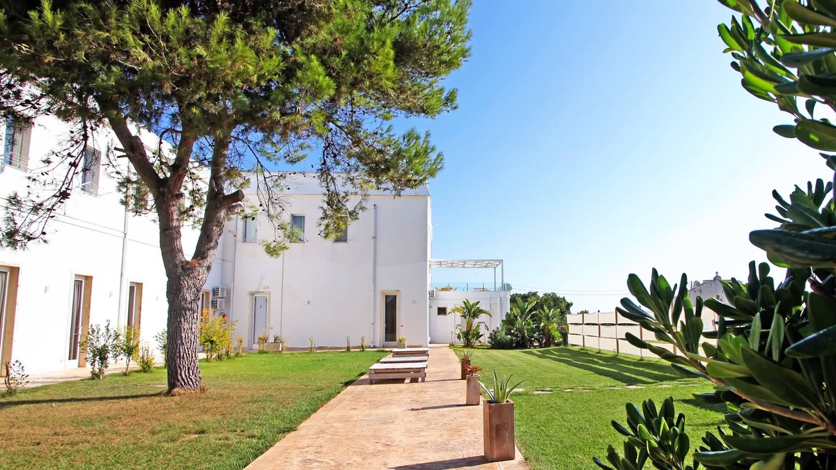Roca Vecchia Hotel | Oasis Park Hotel