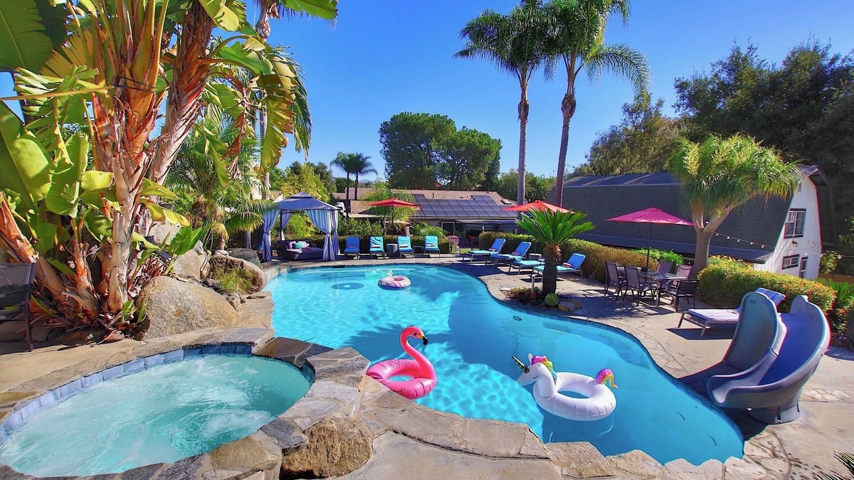 Fallbrook House | Oasis Pool Private Resort Guesthouse Game Room