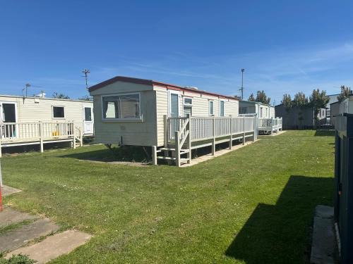 Chapel Saint Leonards Apartment | Oasis S193 Caravan, Golden Palm Resort