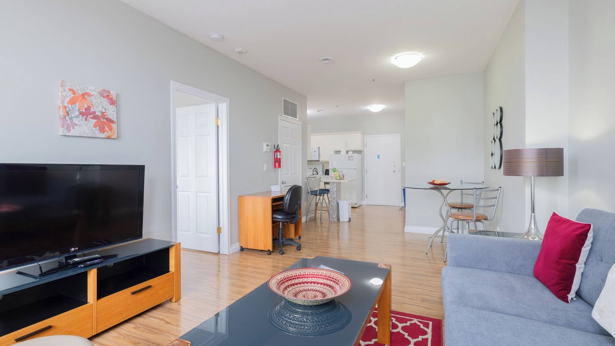 Regina Apartment | Obasa Suites At The Hamilton