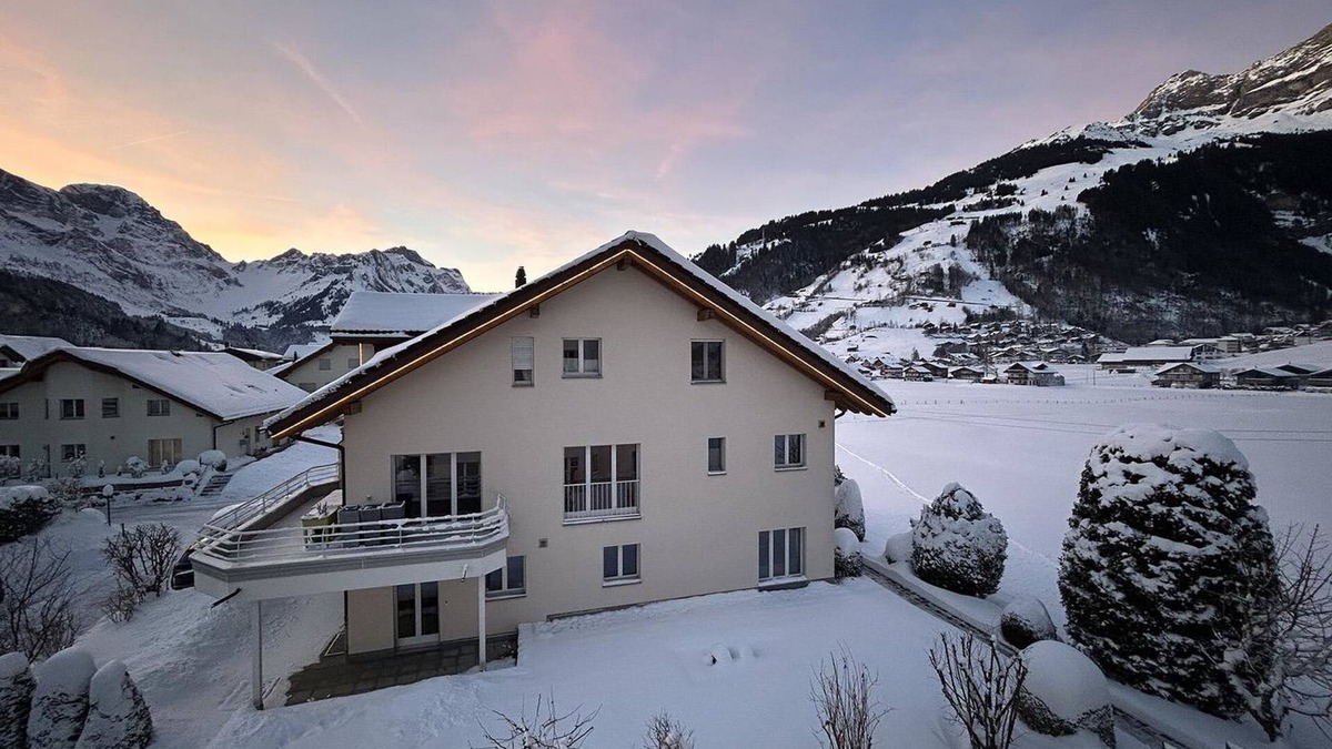 Engelberg Apartment | Oberbergstrasse 91b by Interhome