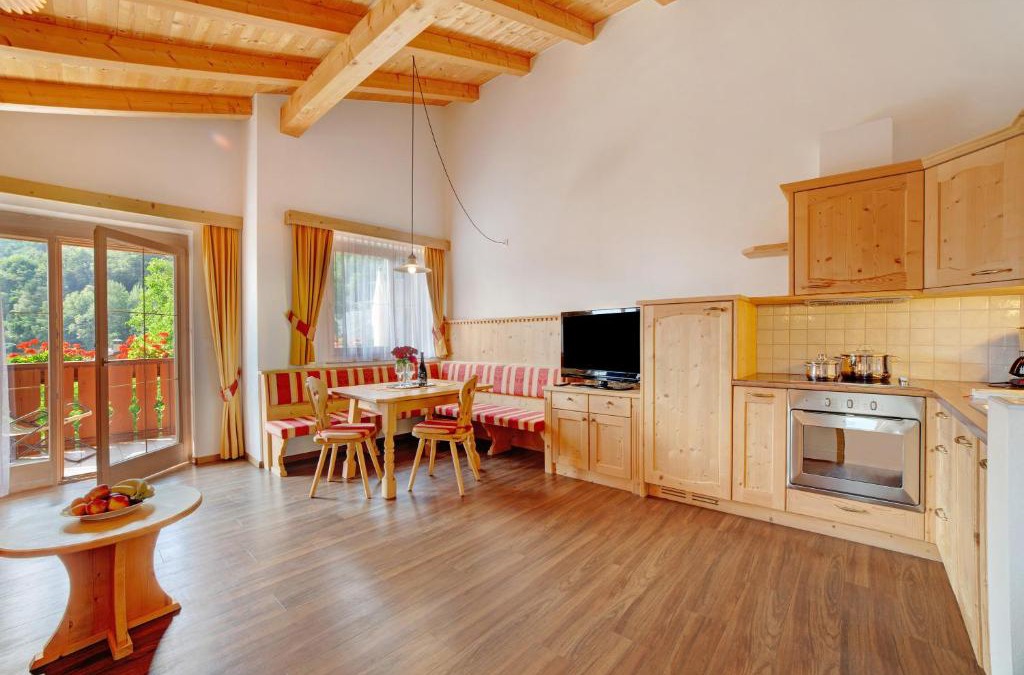 Lagundo Apartment | Obermoarhof Hirzer