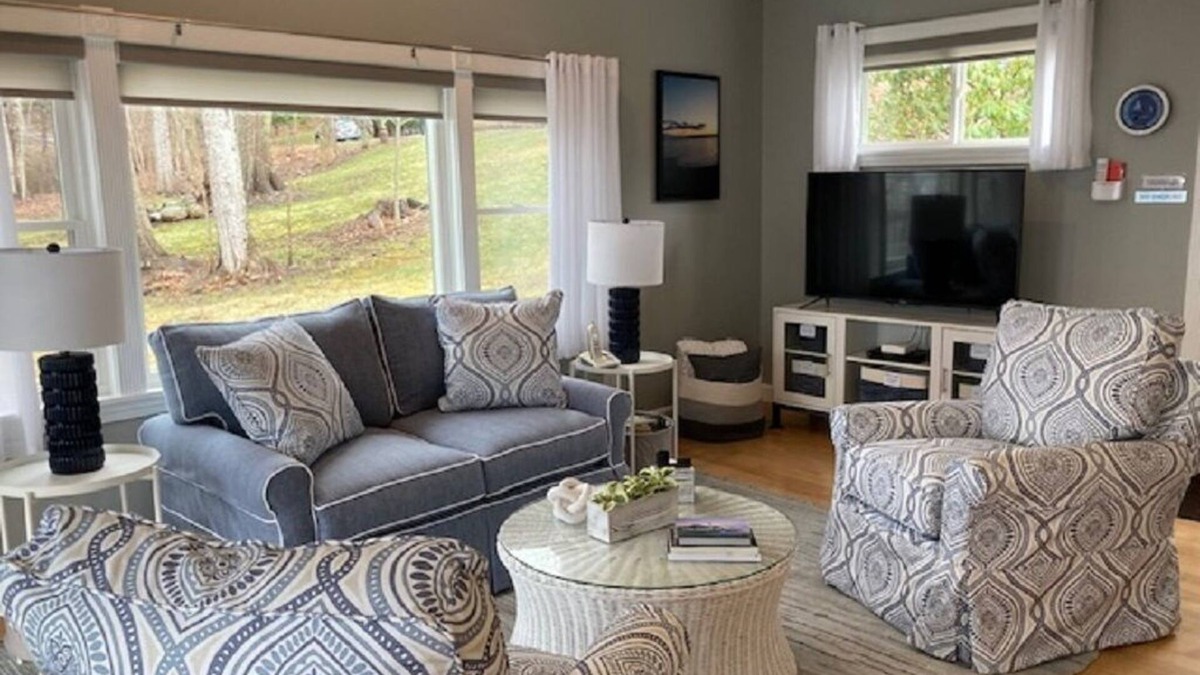 Bayside Cottage | Ocean Cottage - Waterfront Property on Penobscott Bay w/2 Decks & Private Beach