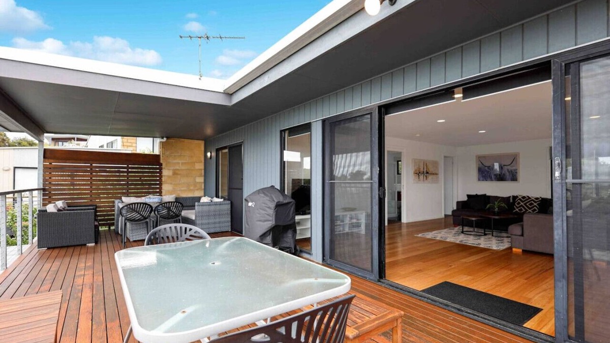 Ocean Grove Apartment | Ocean Escape- 5 Bedroom, 3 bath- Sleeps 11, beach