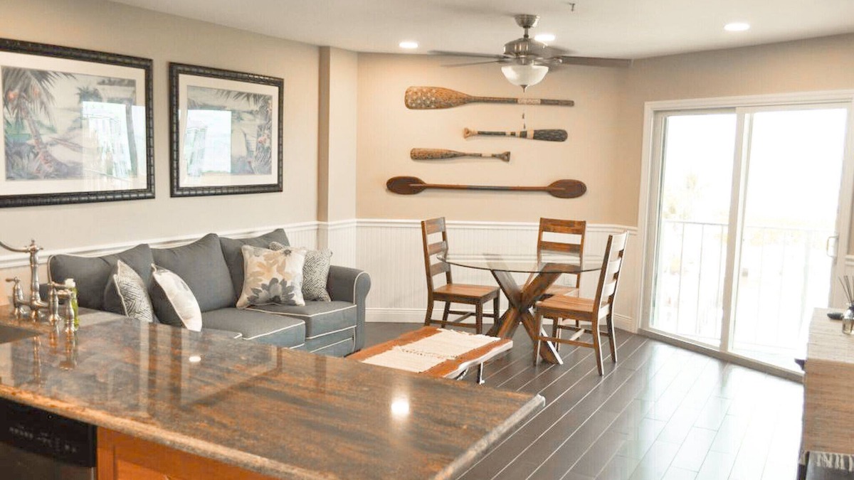 Monroe County Apartment | Ocean front 1/1,AMAZING OCEAN/MARINA VIEWS,Tavernier/Key Largo Fl. Florida Keys