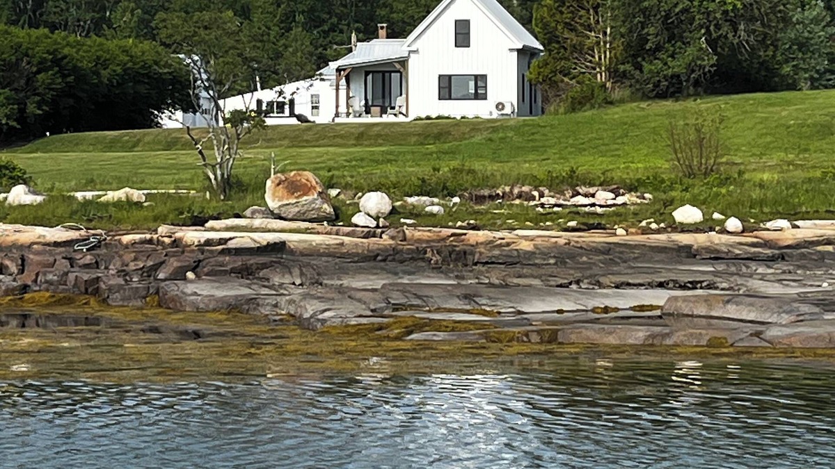 Steuben House | Ocean front home directly on Dyers Bay!