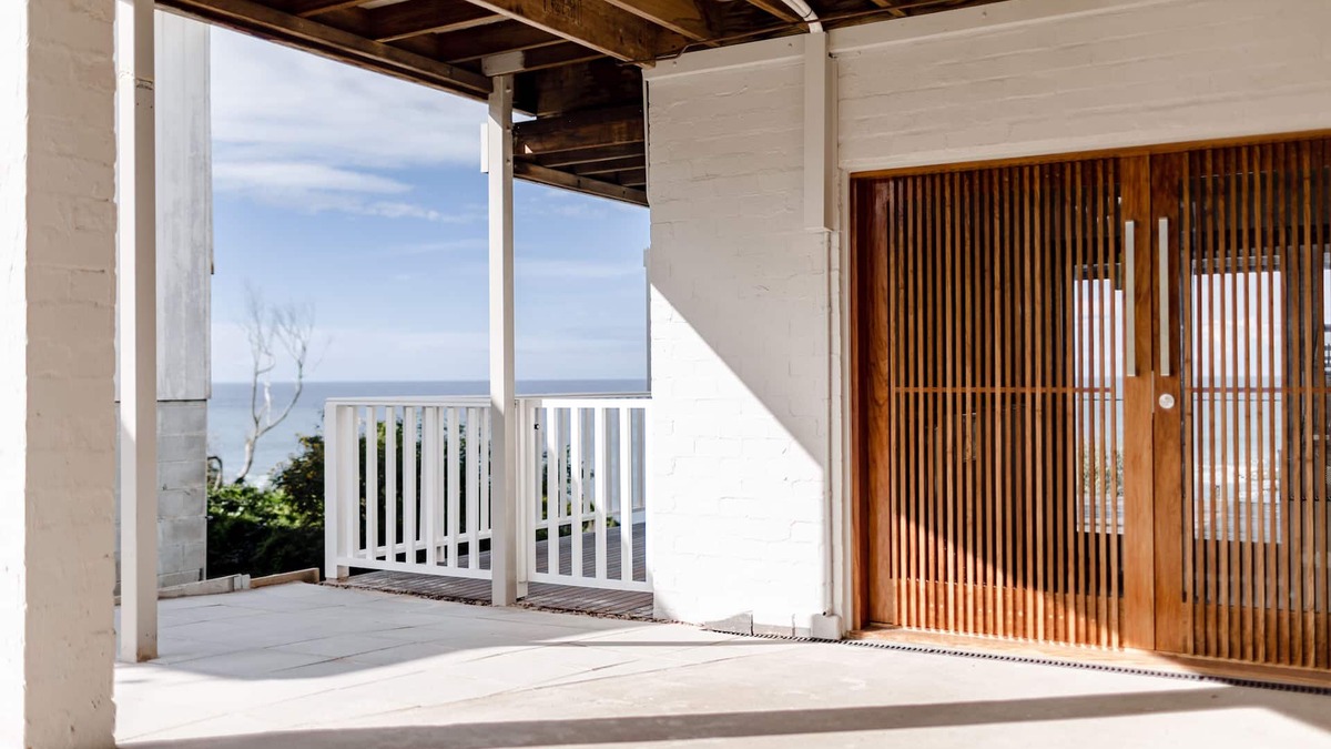 Malua Bay House | Ocean front position offering stylish and spacious accommodation.