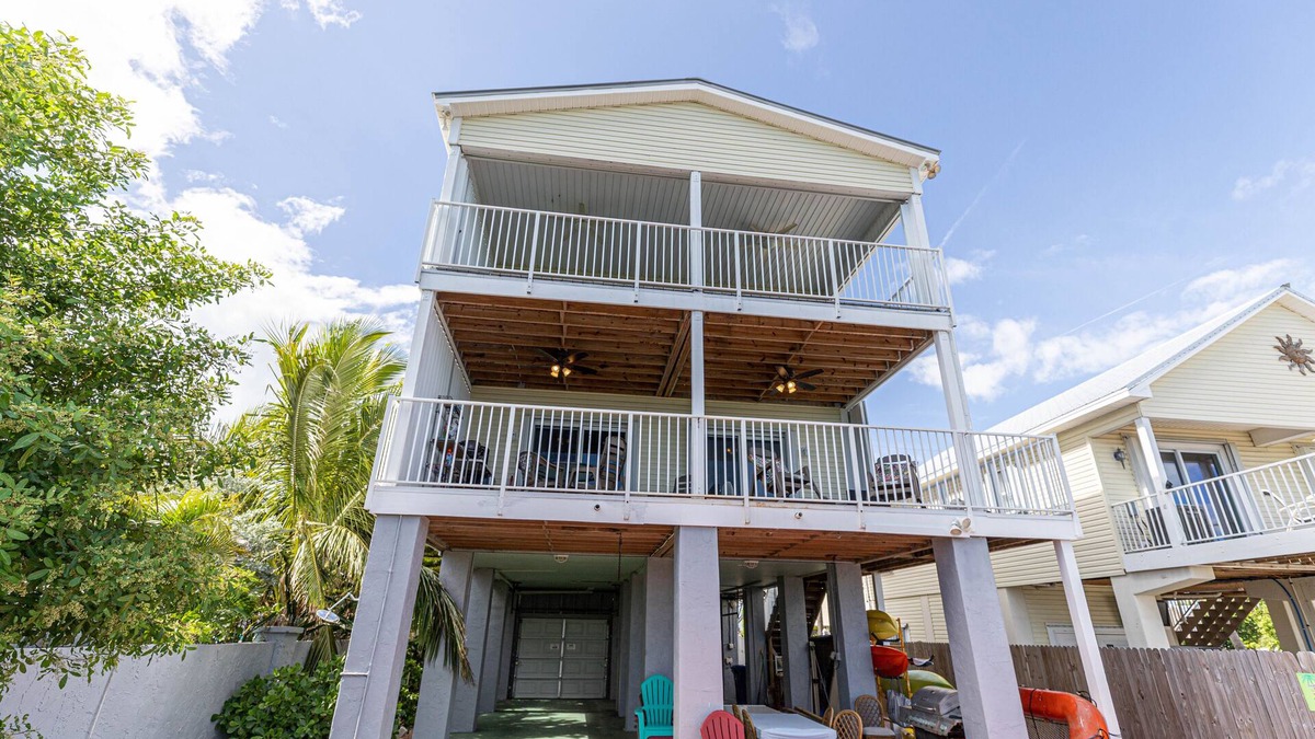 Big Coppitt Key House | Ocean Front, Private home with Boat Dock, 3 bedroom