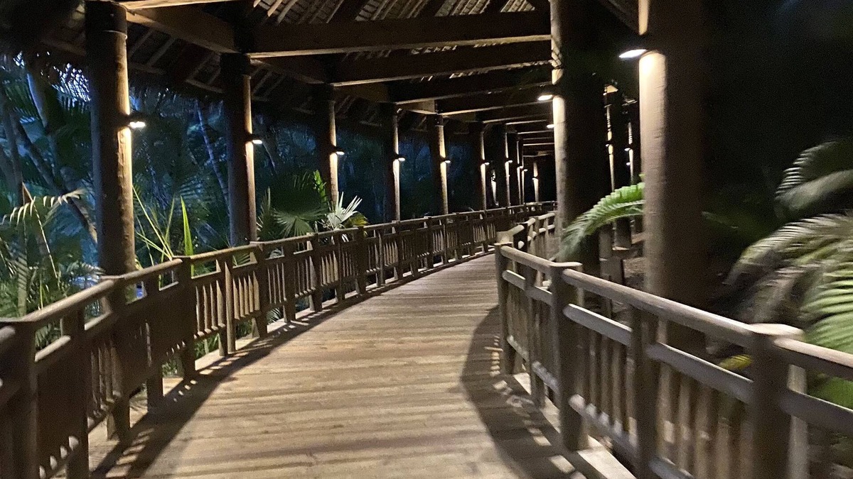 Bajio Resort | Ocean front resort on Mexican-open golf course with buy one get 1/2 price on2nd