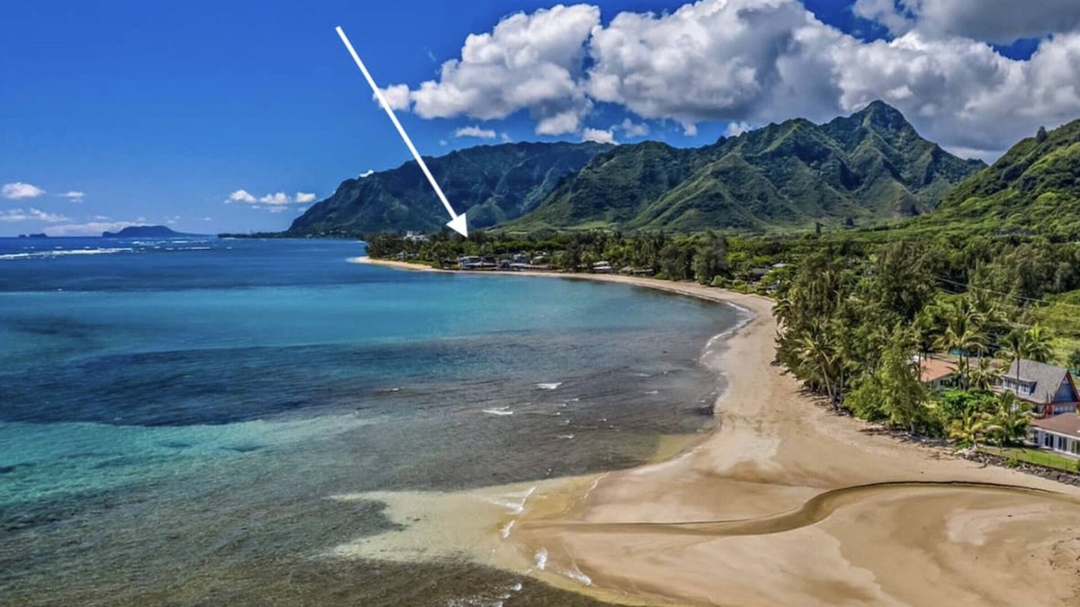 Kahana House | Ocean Getaway -Near Beach w/AC, Kayak, BBQ and more!