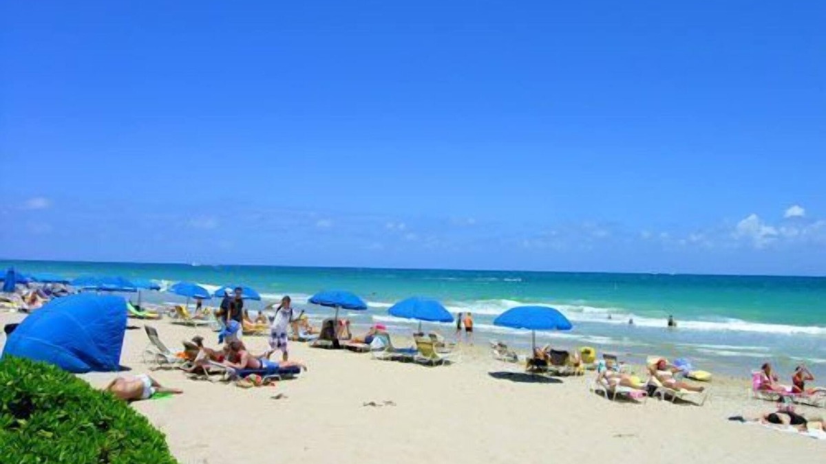 Galt Mile Hotel | Ocean Manor Beach Hotel