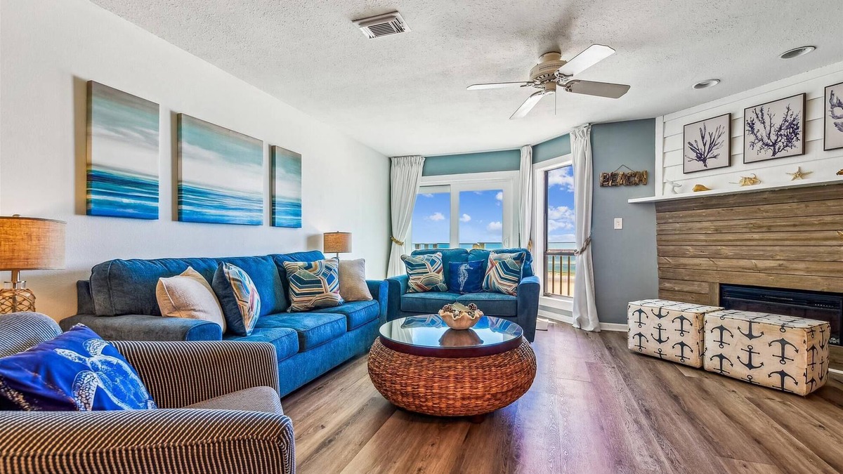 East End Condo | OCEAN MILE I-6 is a beautiful 2 bedroom/2.5 bath townhome with amazing views!