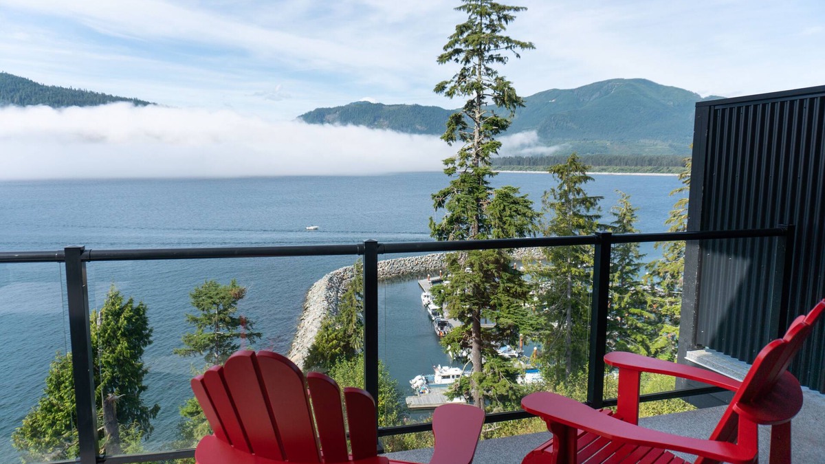 Port Renfrew House | Ocean Pearl (Oceanfront - Amazing Views) H627189082