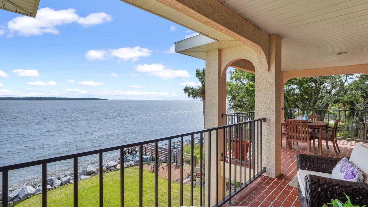Saint Simons Island Condo | Ocean Pearl! Amazing Ocean & Pier Views, Oceanfront Pool, In the heart of the Pier Village!