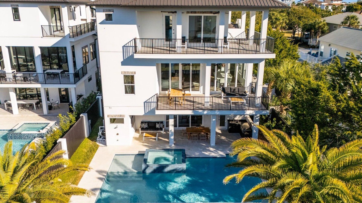 Frangista Beach House | π Ocean's 10 | 10 Bedrooms | Private Pool | Close 2 Beach | Elevator | FREE Golf ποΈ