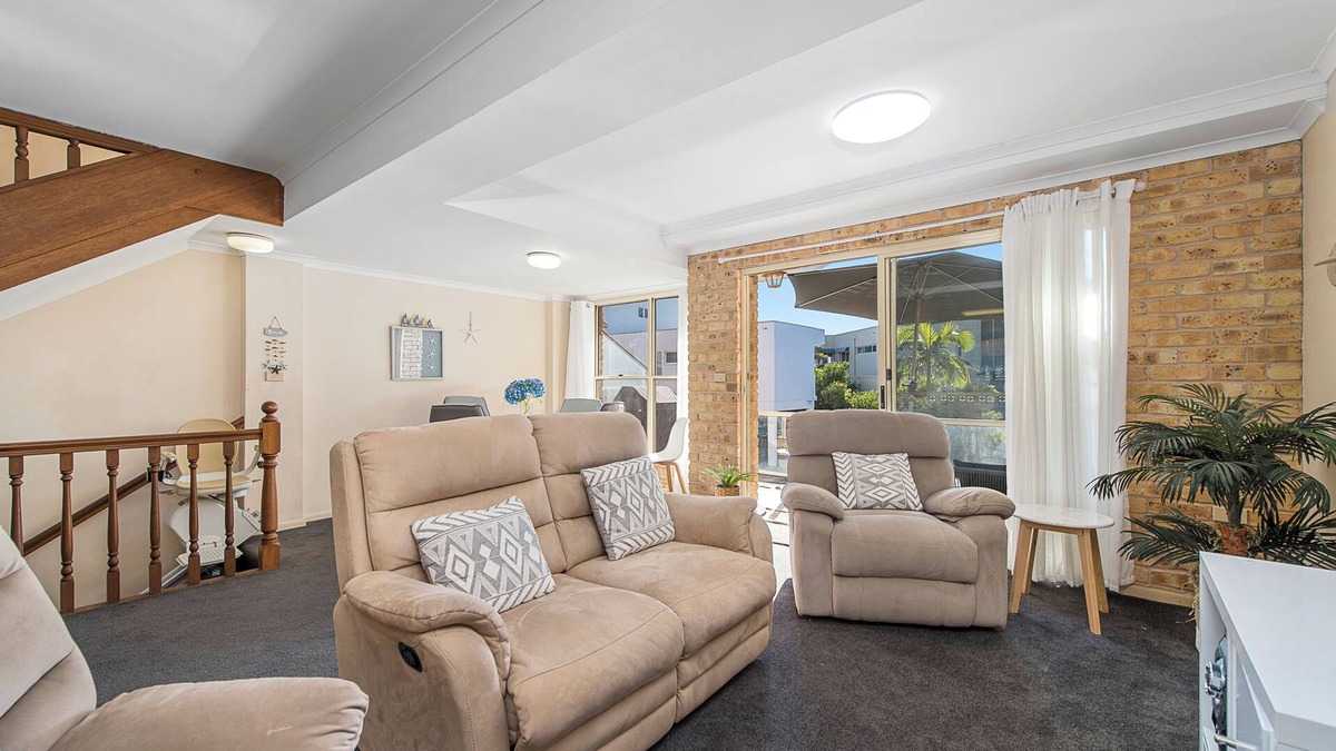 South West Rocks Apartment | Ocean Shores 2 - 2/12 Paragon Ave, South West Rocks