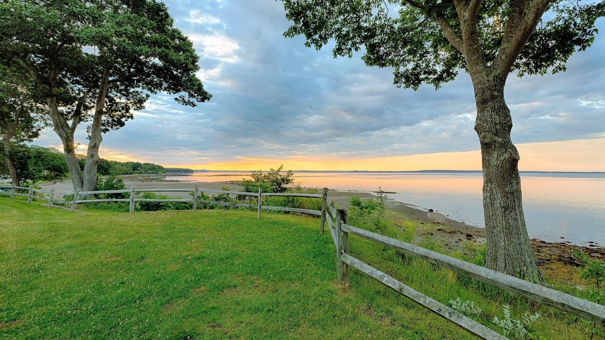 Belfast Apartment | Ocean View Apartment Along Maine's Scenic Penobscot Bay