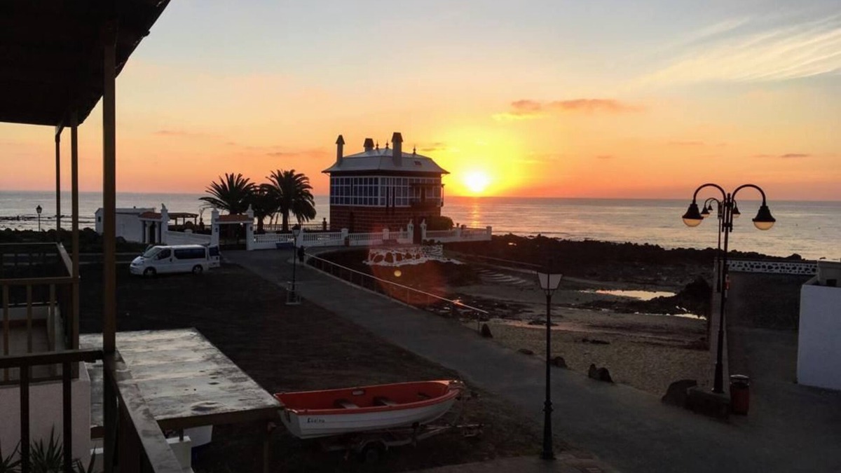 Arrieta Apartment | Ocean View apartment