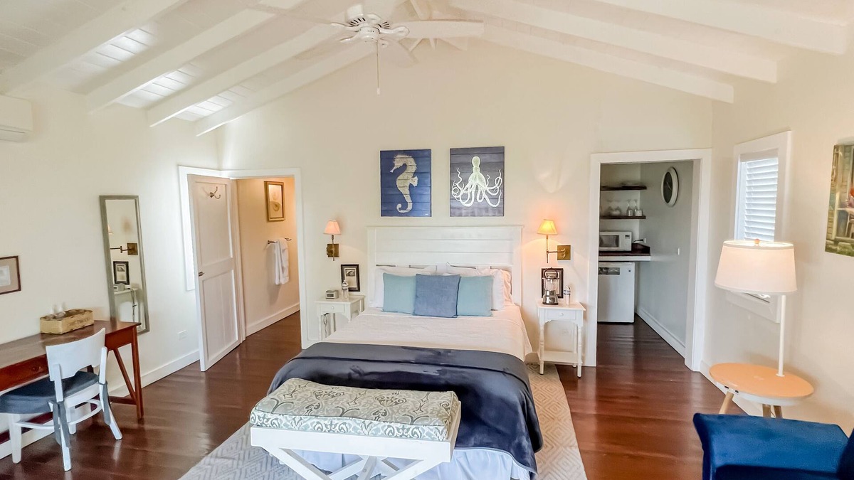 Upper Bogue Cottage | Ocean View Cottage, North Eleuthera, Driftwood Seahorse Cottage #3