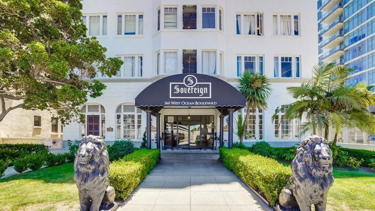 Waterfront Condo | Ocean View Getaway!